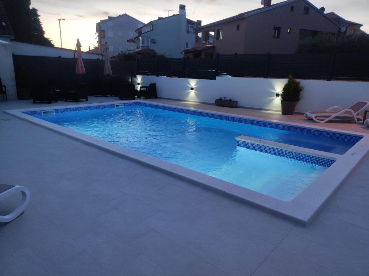 Viktor Rooms And Apartments Ρόβινι Εξωτερικό φωτογραφία