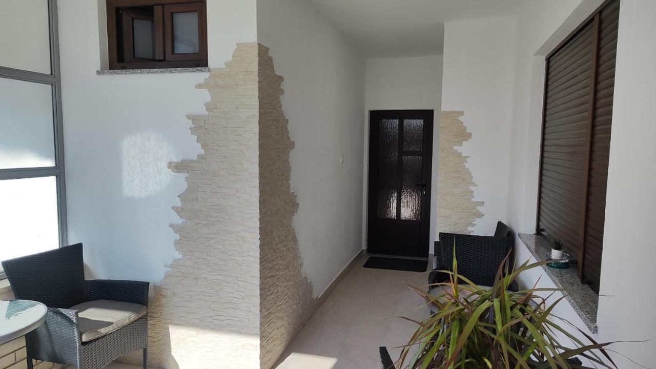 Viktor Rooms And Apartments Ρόβινι Εξωτερικό φωτογραφία